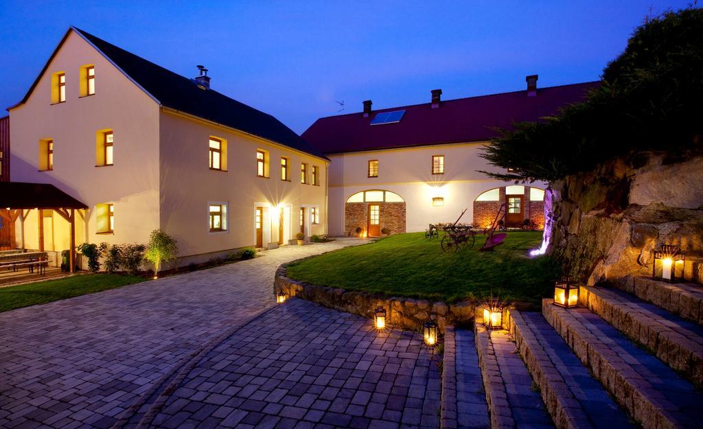 Dvůr Stráň Hotel KLV Exterior foto